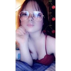 Meet your Posher, Felicia